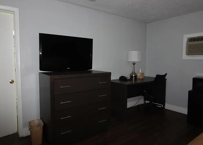 Motel: Cascades Motel - Chattanooga